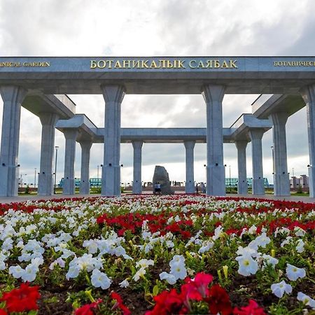 Кабанбай Батыра 58Б/7 Lägenhet Astana Exteriör bild